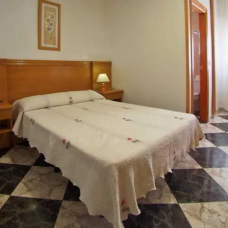 Hotel Plaza Manjon