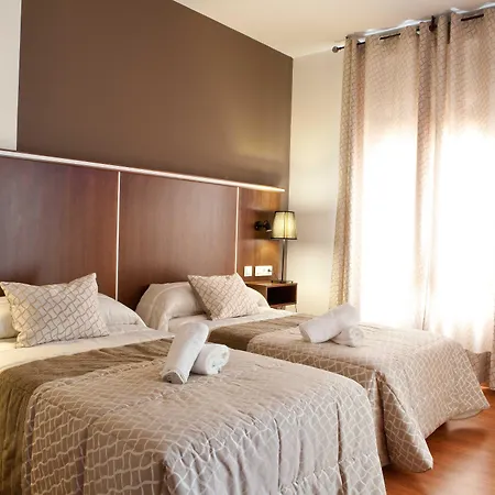 Hotel Plaza Manjon