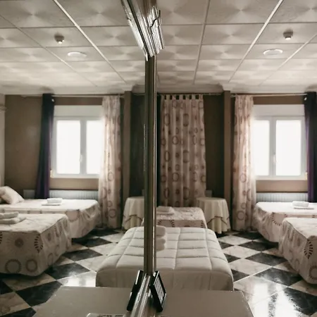 Hotel Plaza Manjon