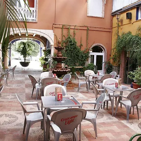 Szálloda Plaza Manjon