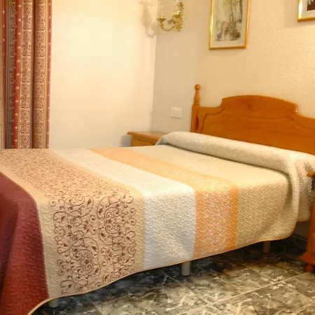 Szálloda Plaza Manjon 2*